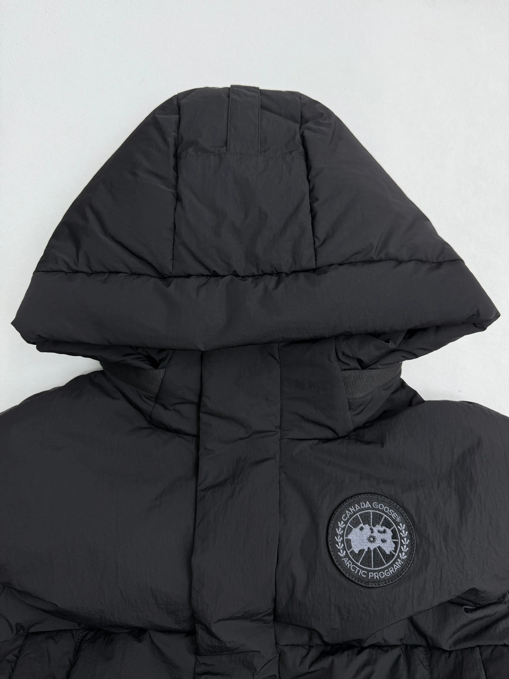 P800 Canada Goose Junction Series Black Label Down Vest S/M/L/XL